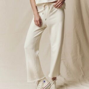 The Wide Leg Cropped Sweatpant In Washed White